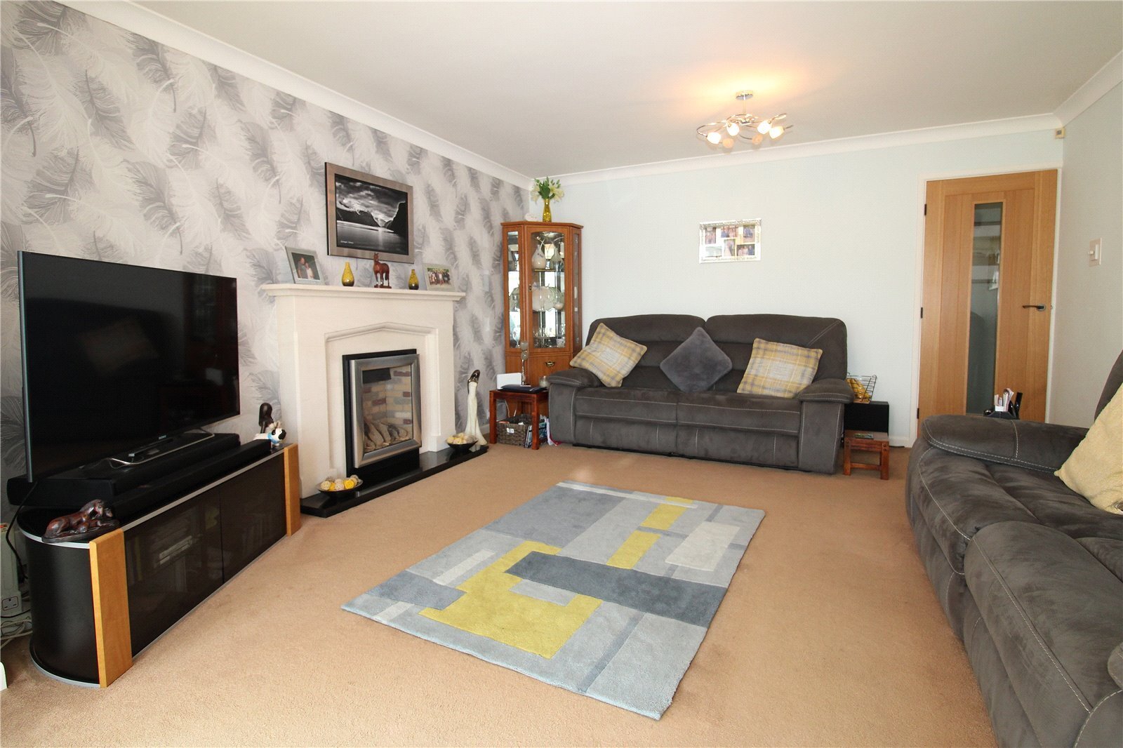 Elgin Close, Fareham, Hampshire, PO15 Image 2
