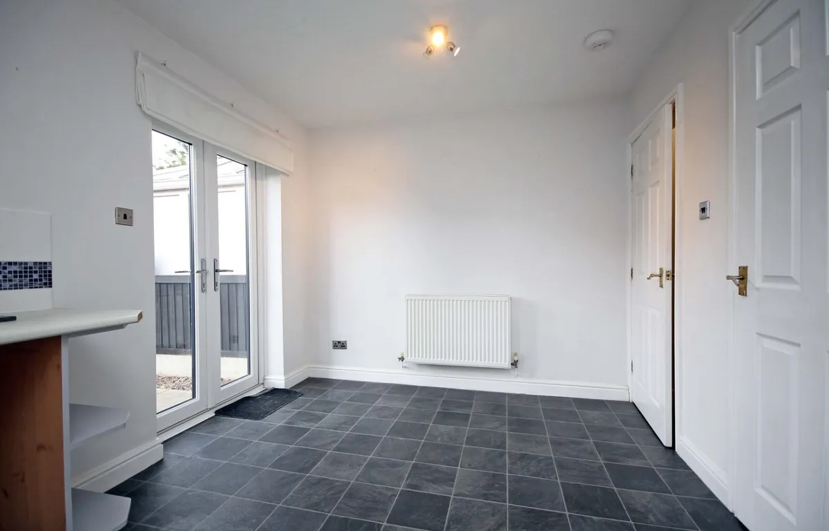 Maes Meddyg, Caernarfon, Gwynedd, LL55