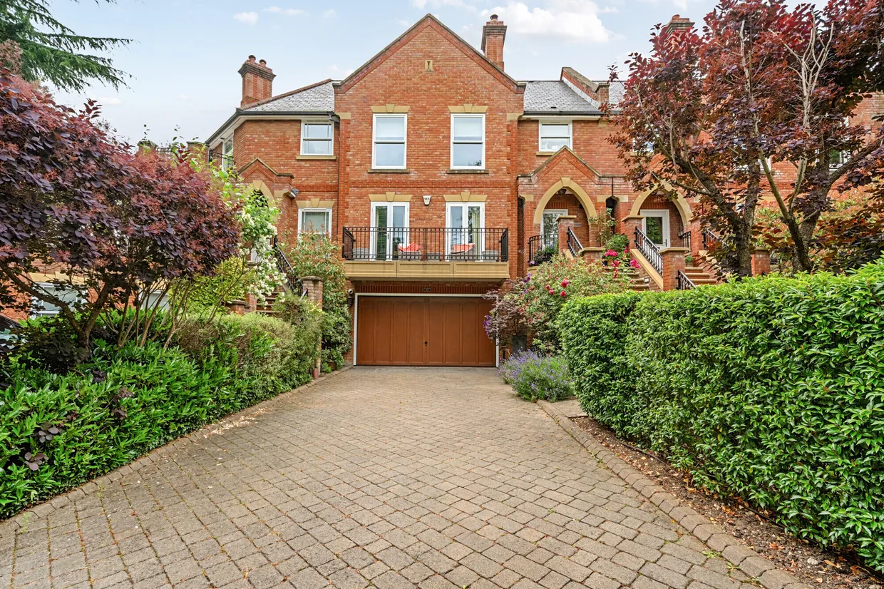 Amersham Road, Chalfont St. Giles, HP8 photo 2