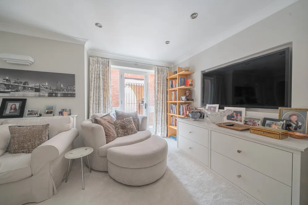 Amersham Road, Chalfont St. Giles, HP8 photo 7