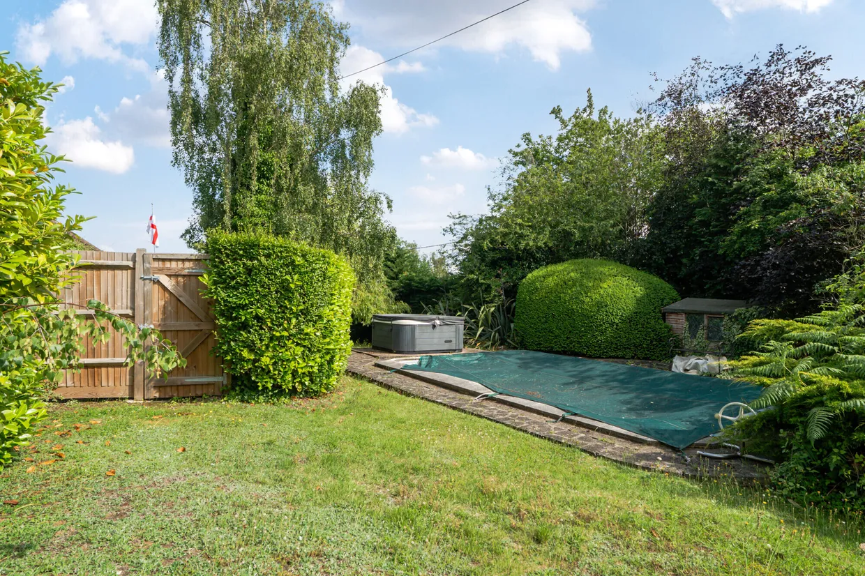 Upper Road, Uxbridge, UB9 photo 10
