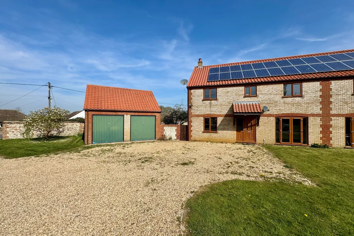 Cloughs Farm, Hythe Road, Methwold