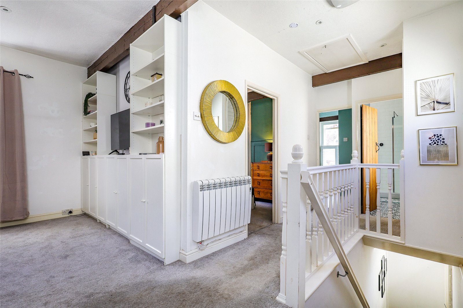 Farnham Road, Liss, Hampshire, GU33 Image 1