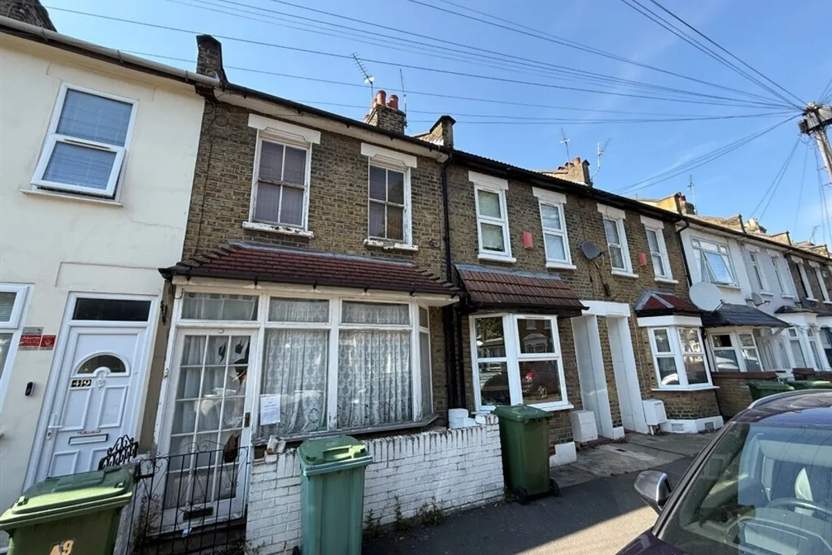 Aldworth Road, LONDON