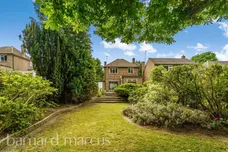 Ownstead Gardens, South Croydon