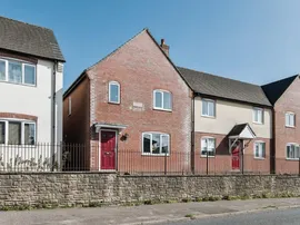 Chard Road, Axminster photo
