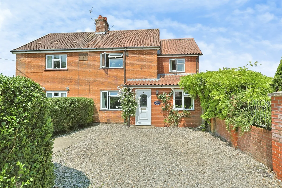 Dereham Road, Garvestone, Norwich