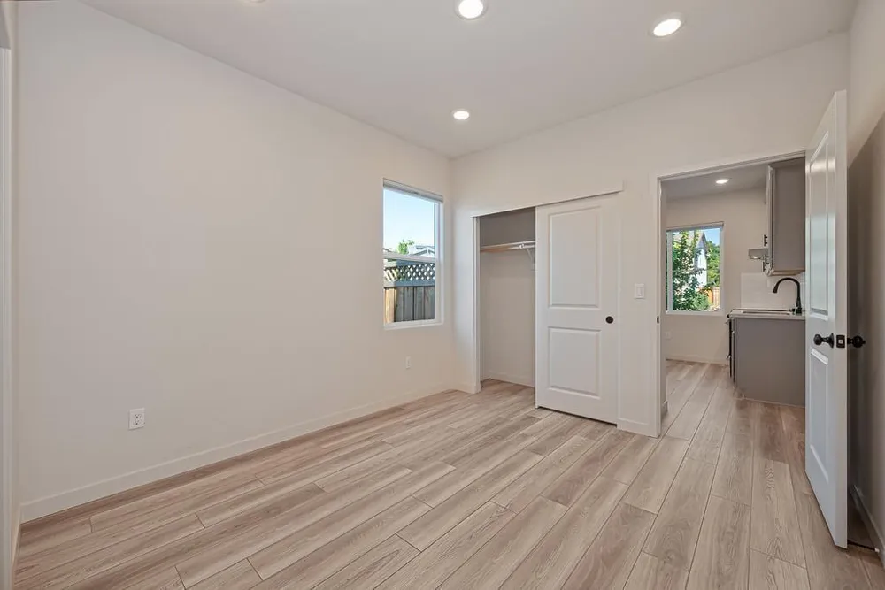 412 Fallen Leaf St, West Sacramento, CA 95605