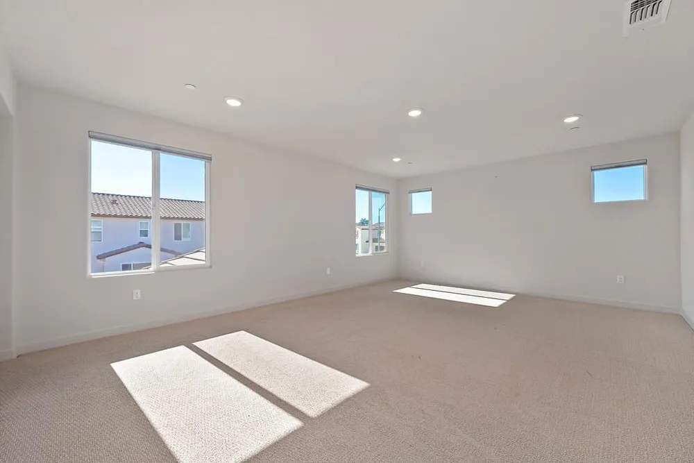 412 Fallen Leaf St, West Sacramento, CA 95605