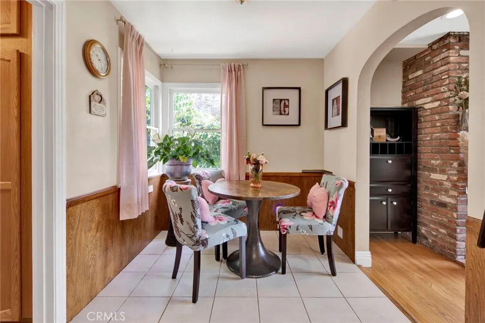 269 N Alta Vista Ave, Monrovia, CA 91016