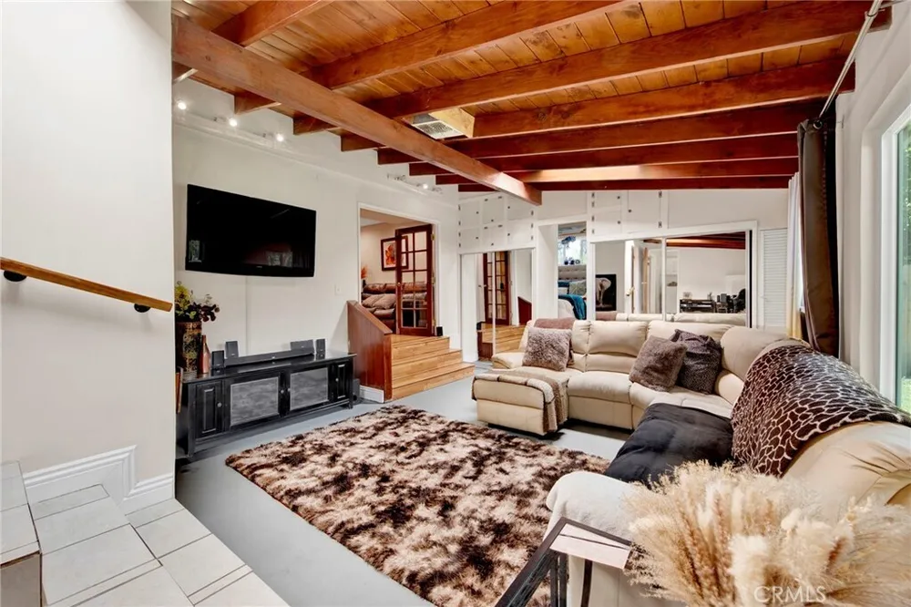 269 N Alta Vista Ave, Monrovia, CA 91016