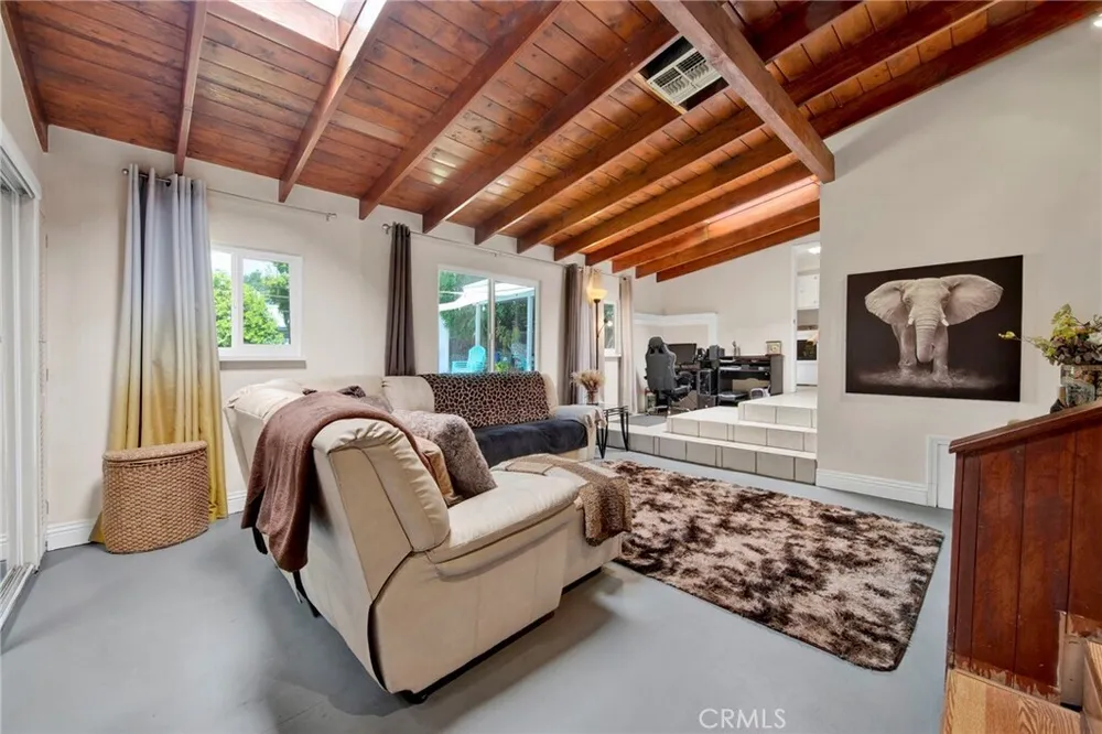 269 N Alta Vista Ave, Monrovia, CA 91016