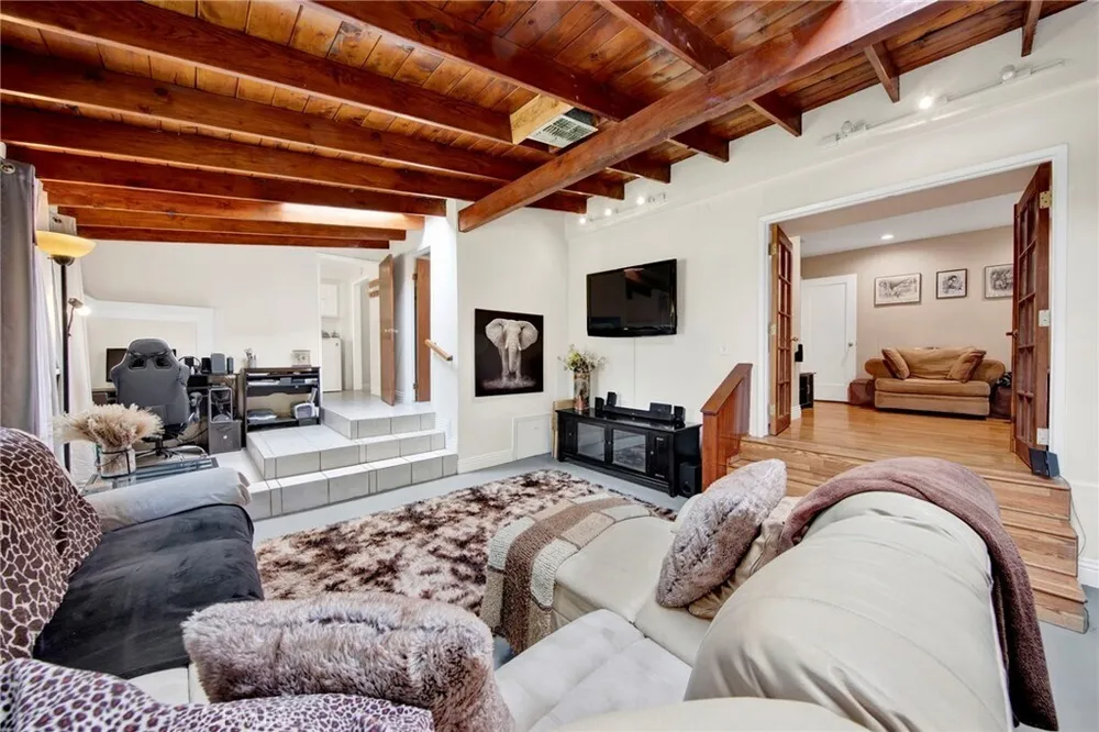 269 N Alta Vista Ave, Monrovia, CA 91016