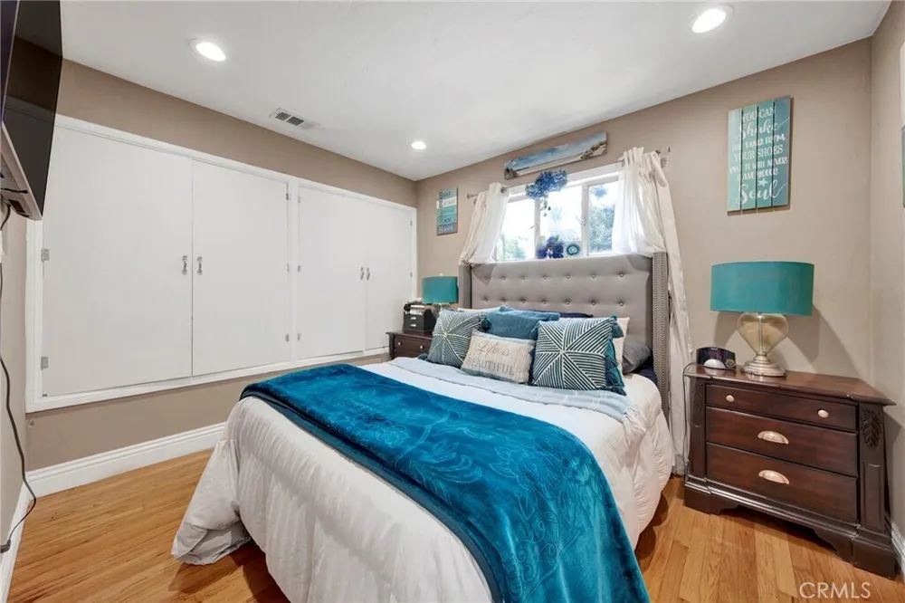 269 N Alta Vista Ave, Monrovia, CA 91016