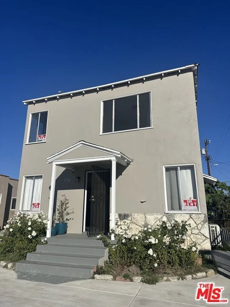 1613 Exposition Blvd, South Los Angeles, CA 90018-4453