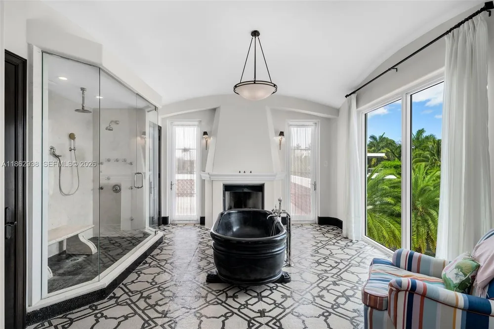 3305 S Moorings Way, Miami, FL 33133