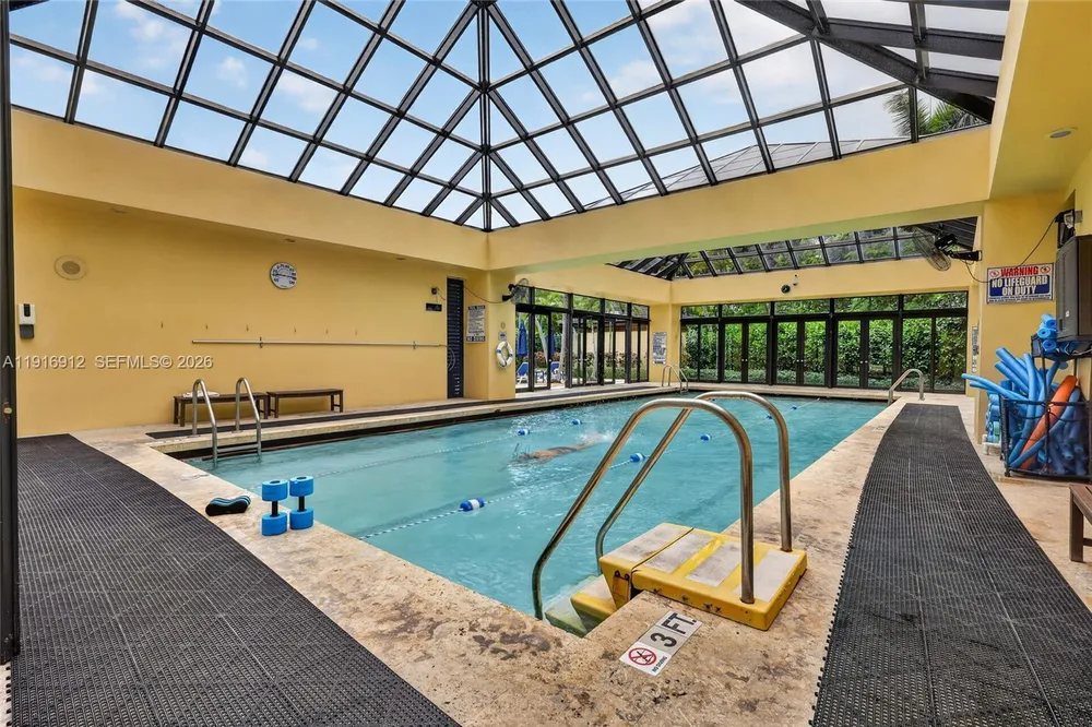 4000 TOWERSIDE TER, Miami, FL 33138