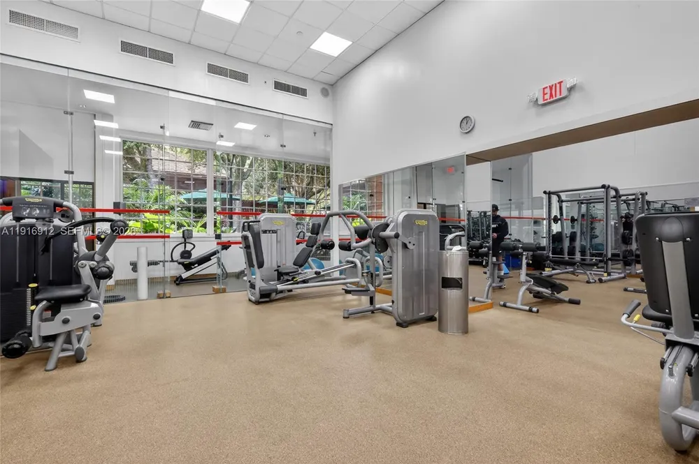 4000 TOWERSIDE TER, Miami, FL 33138