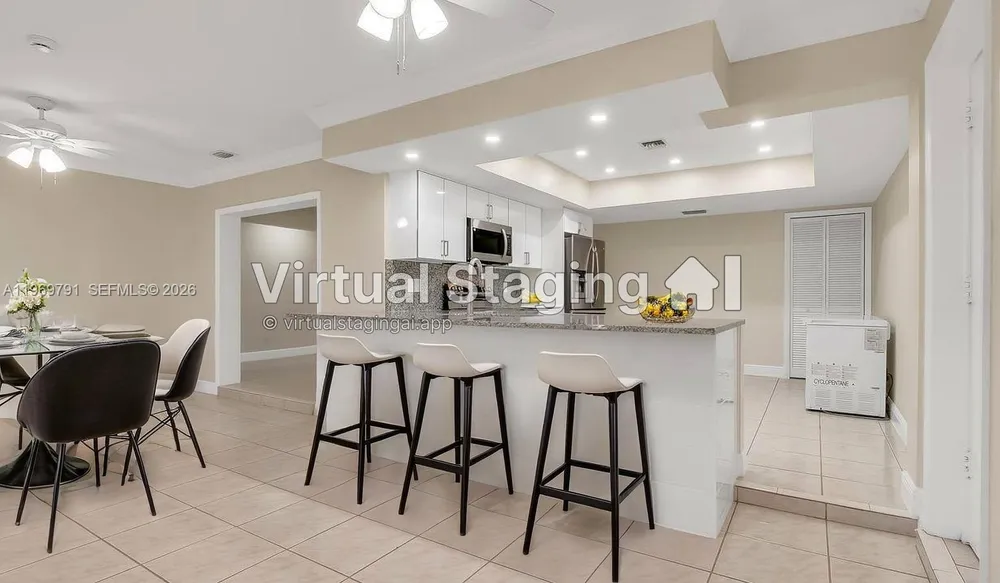 5300 Grant St, Hollywood, FL 33021
