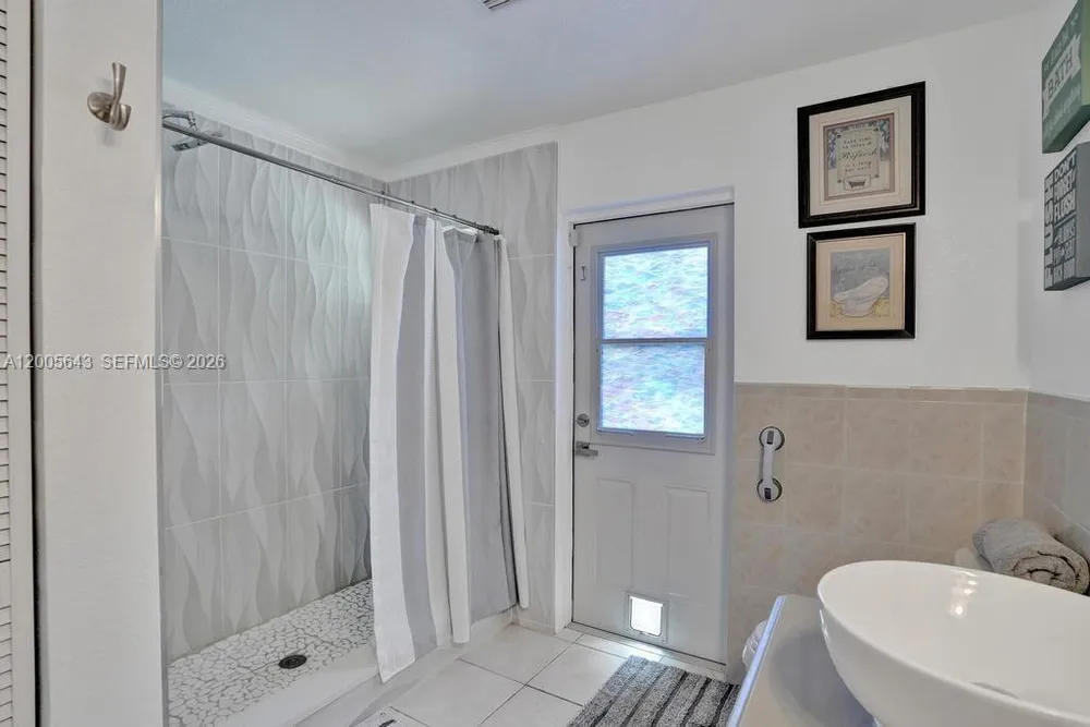 4981 SW 186th Ave, Southwest Ranches, FL 33332