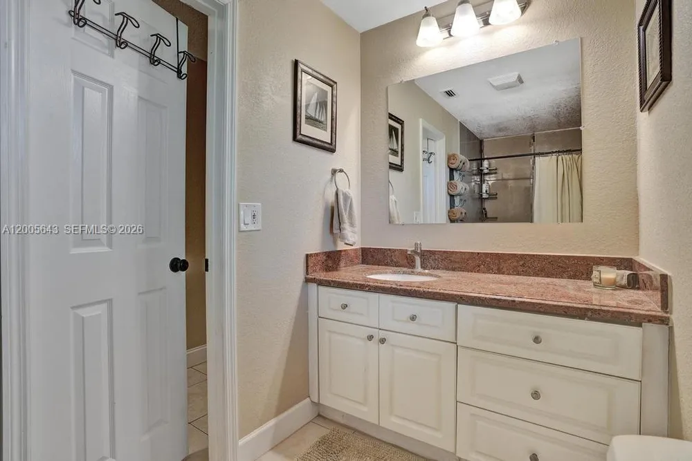 4981 SW 186th Ave, Southwest Ranches, FL 33332