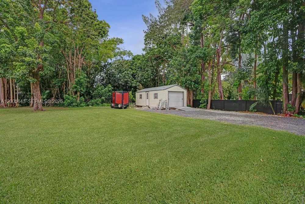 4981 SW 186th Ave, Southwest Ranches, FL 33332
