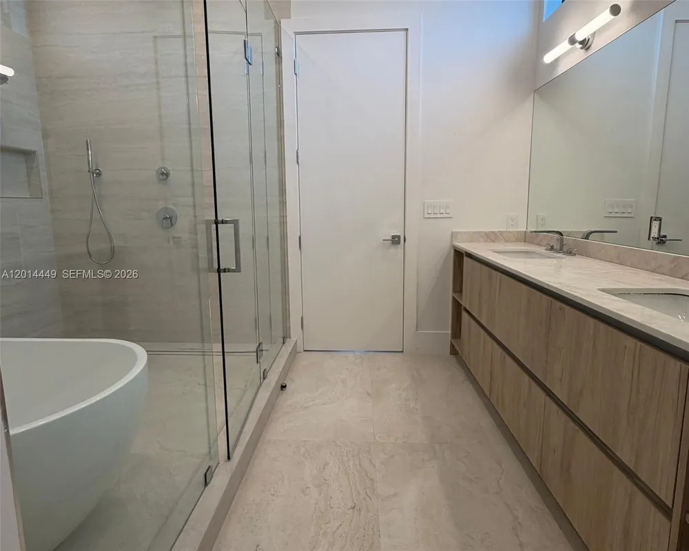 1501 SW 21st St, Miami, FL 33145
