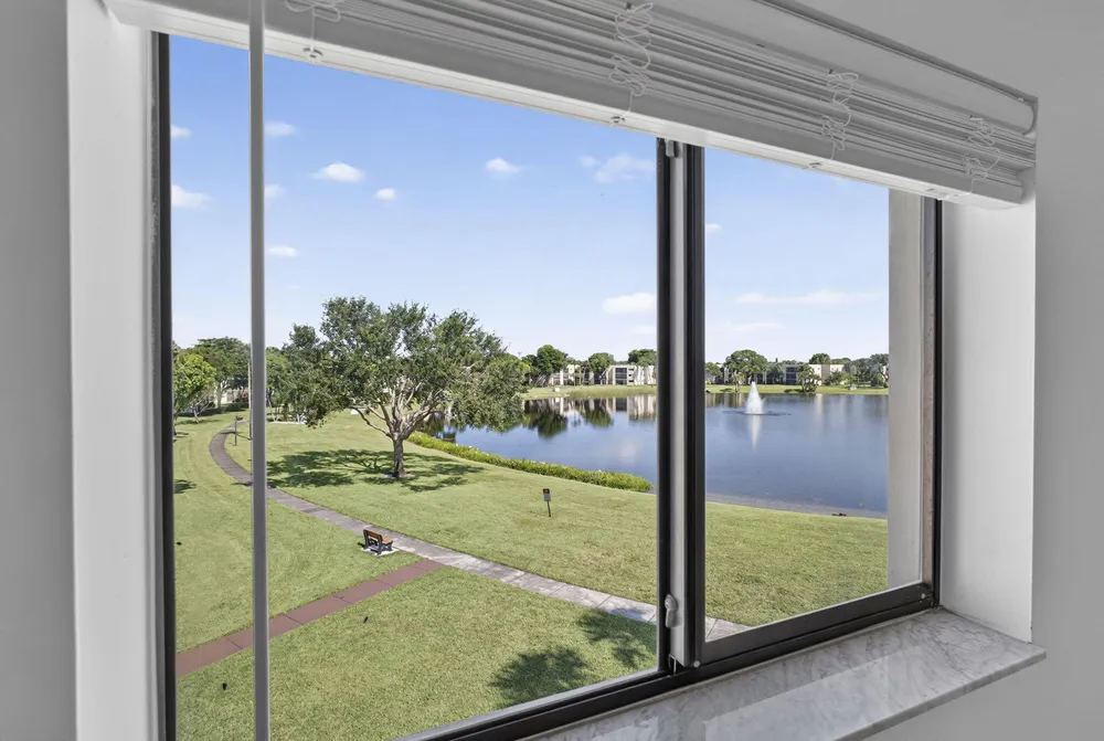 5340 Las Verdes Circle, Delray Beach, FL 33484
