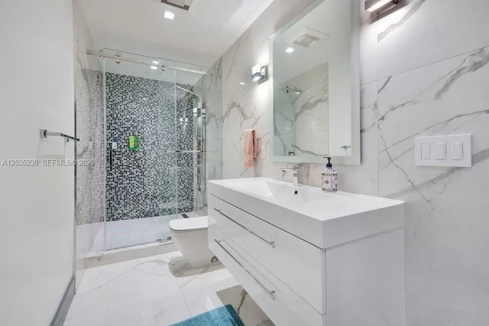 6460 SW 133rd Dr, Pinecrest, FL 33156