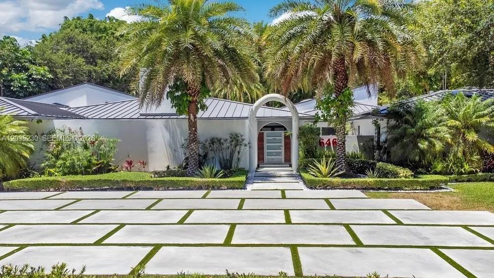 6460 SW 133rd Dr, Pinecrest, FL 33156