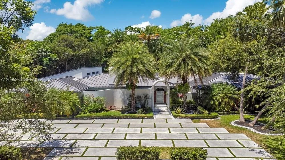 6460 SW 133rd Dr, Pinecrest, FL 33156