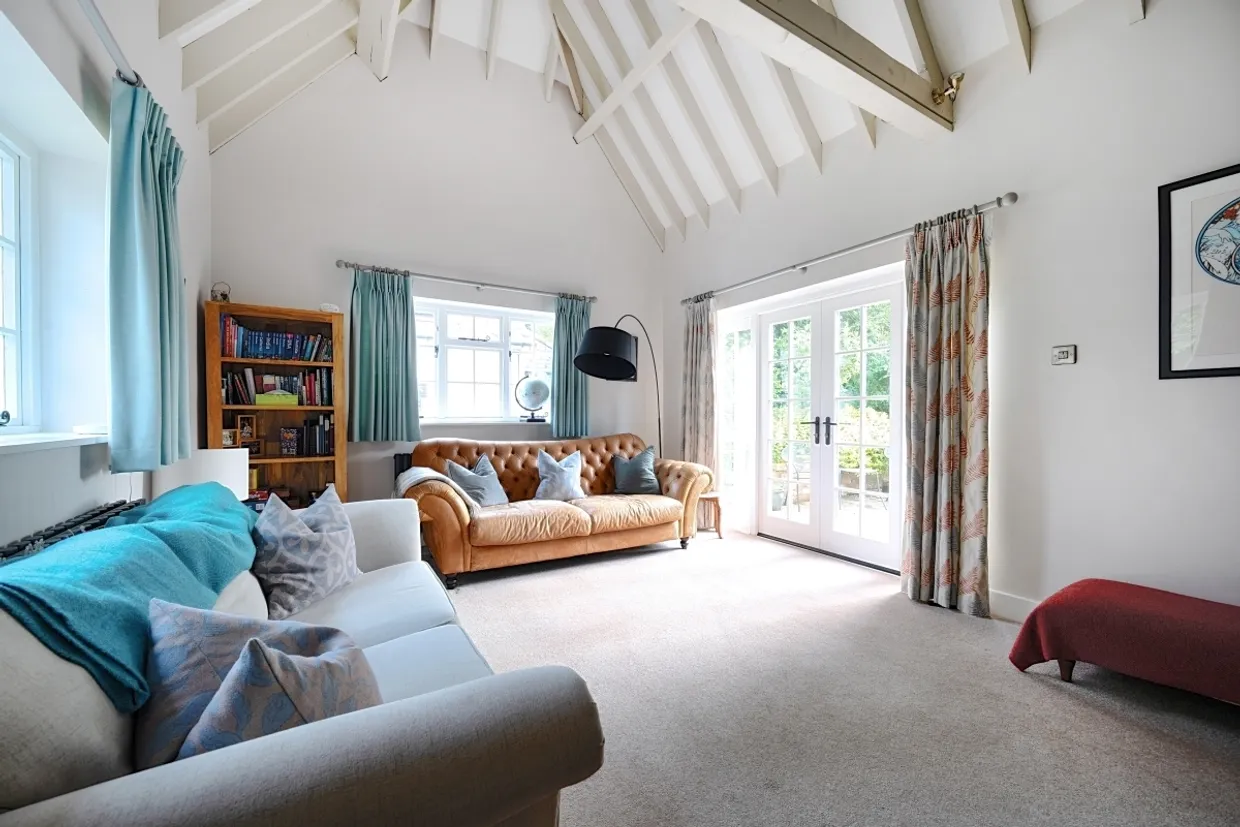 Ogbourne Maizey SN8 photo 4