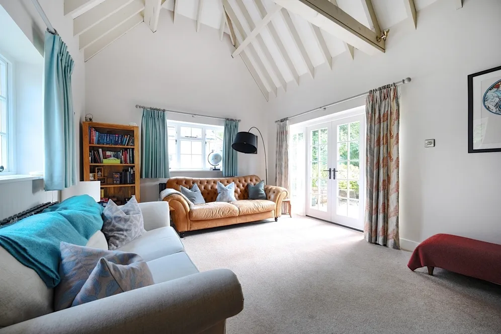 Ogbourne Maizey SN8 photo 4