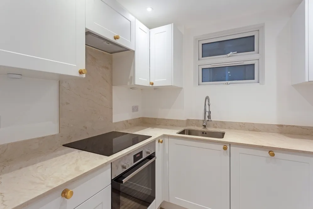 Lillie Road Fulham SW6 photo 7