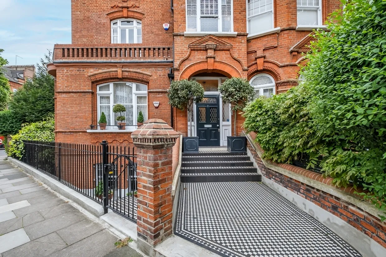 Mornington Avenue London W14 photo 5
