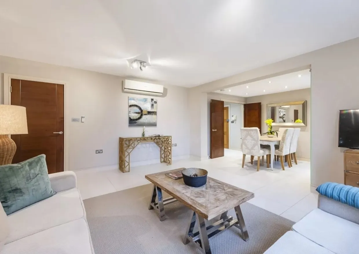 St Johns Wood NW8 photo 5
