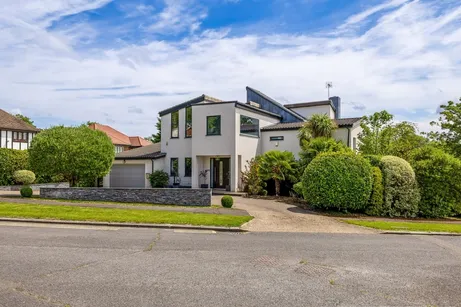 Hall Farm Close Stanmore HA7