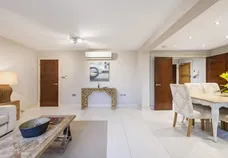 St Johns Wood NW8 photo 21