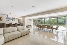 Hall Farm Close Stanmore HA7 photo 3