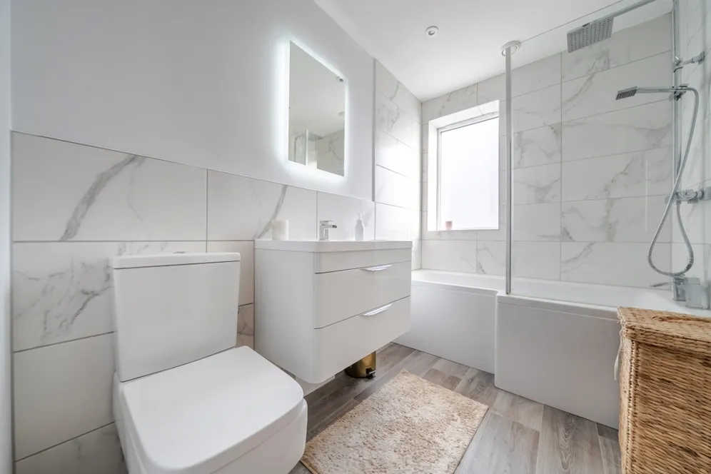 Chichester Terrace Horsham RH12 photo 9