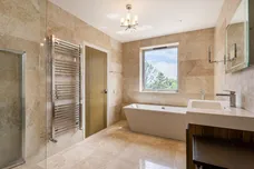 Hall Farm Close Stanmore HA7 photo 12