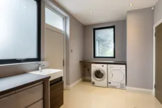 Hall Farm Close Stanmore HA7 photo 16