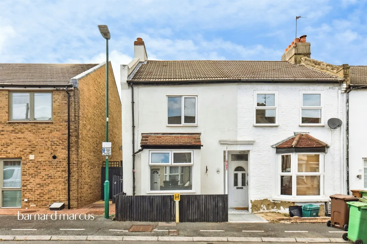 Sydney Road, Sutton