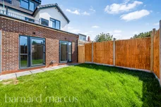 Parkfield Road, FELTHAM