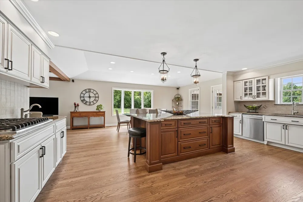 20620 N Swansway, Deer Park, IL 60010