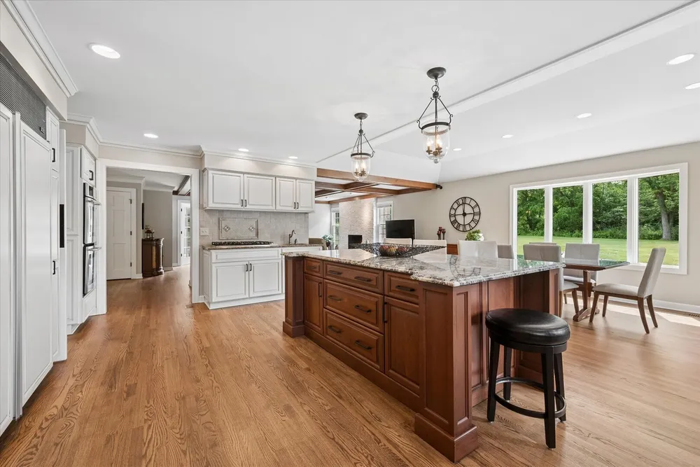 20620 N Swansway, Deer Park, IL 60010