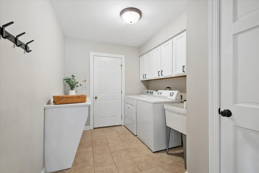 20620 N Swansway, Deer Park, IL 60010