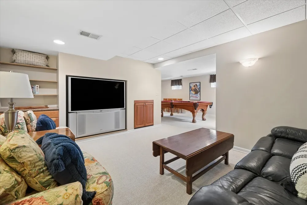 20620 N Swansway, Deer Park, IL 60010