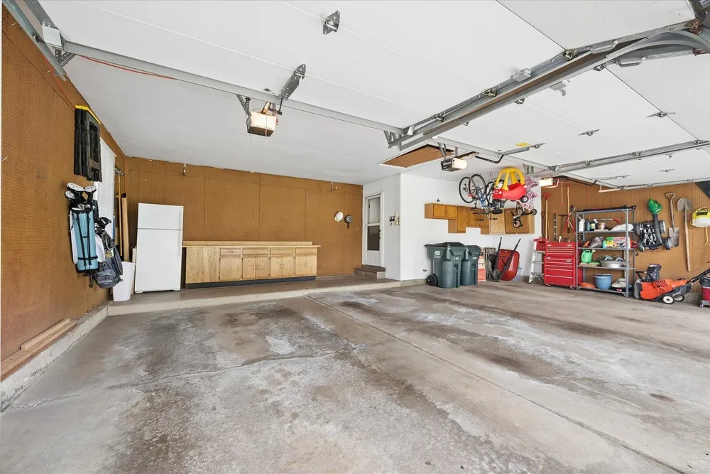 20620 N Swansway, Deer Park, IL 60010