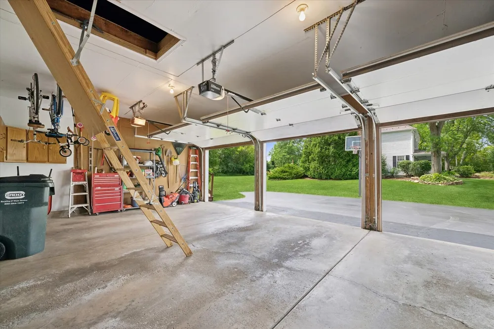 20620 N Swansway, Deer Park, IL 60010